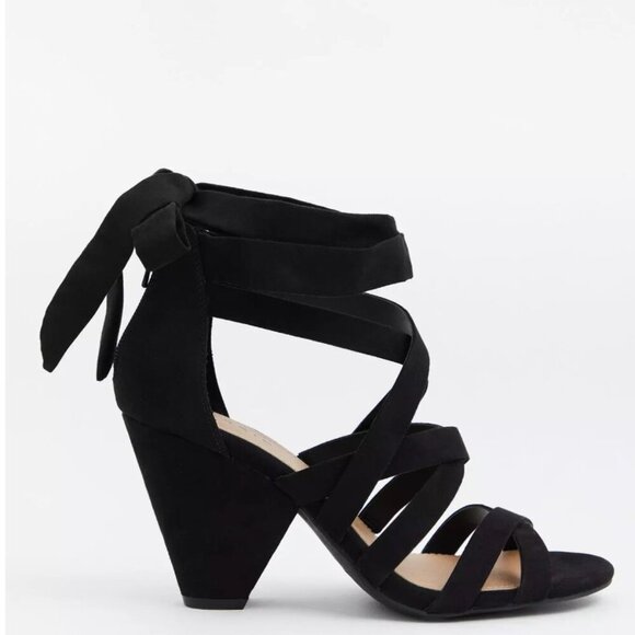 Torrid Heels Ankle Wrap Cone Heel Sandal Open Toe Faux Suede Black Size 8.5 Wide - Picture 10 of 11
